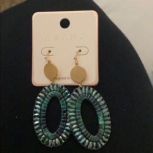 Faceted Beaded Acrylic Oval Drop Earrings in Gold.